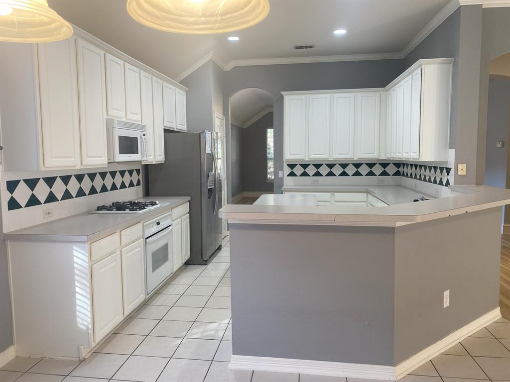 Highlands Of Russell Park Ph 3 - Residential Lease