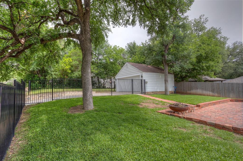 Oakhurst - Residential