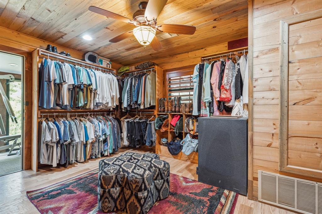 Emerald Sound At Lake Lewisville - Residential