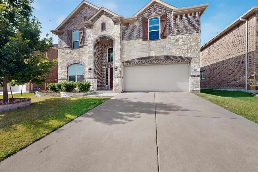 821 Black Hawk Drive