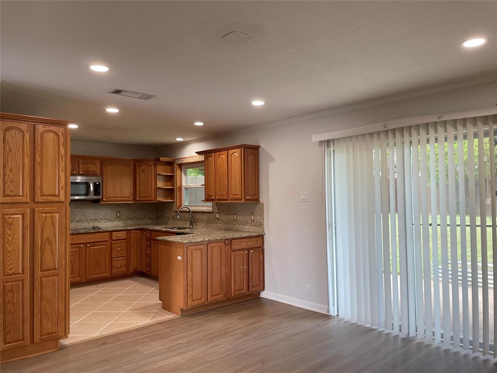 Richardson Heights 12 - Residential Lease