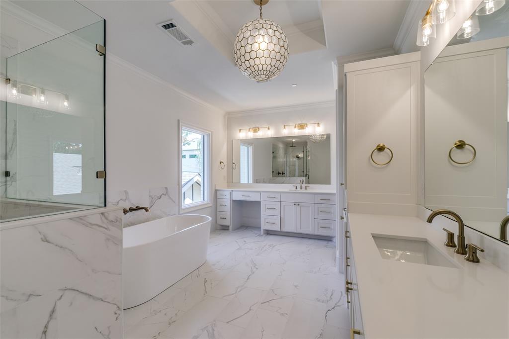 S M U Heights - Residential