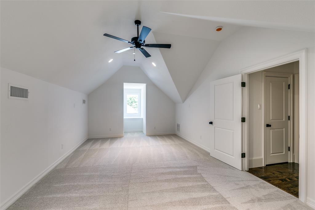 S M U Heights - Residential