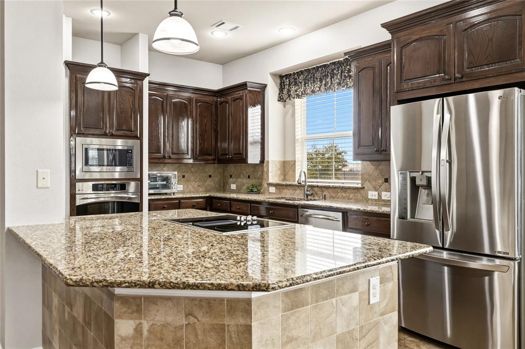 6942 Capella Park Avenue