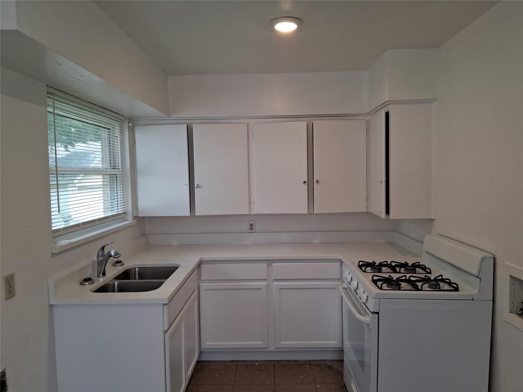 3019 Avon Street 3021