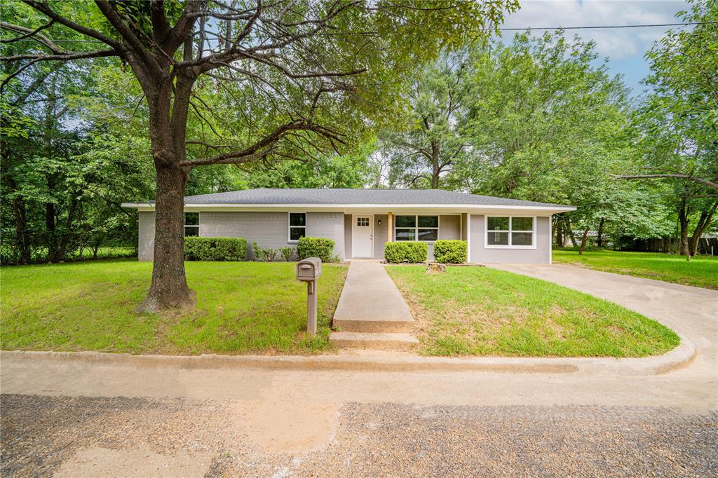 1109 Booker Avenue