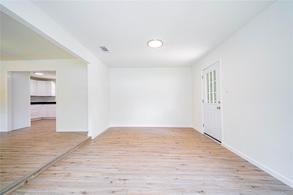 1109 Booker Avenue