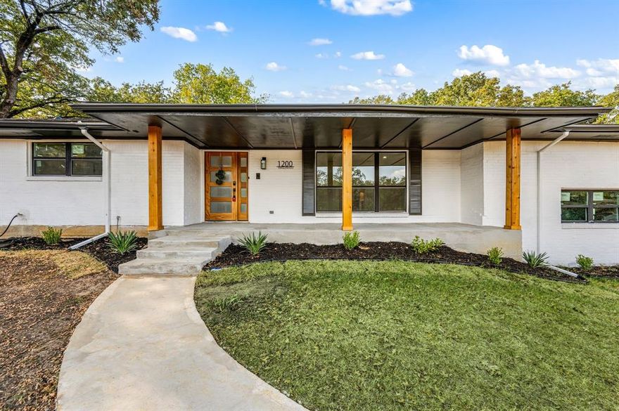 This charming fully updated 4 bed 3 FULL bath is available FOR LEASE short term only or month to month is OK, and available NOW. Open concept floor plan, enormous garage with additional storage, and three patios to enjoy for large gatherings. This home is perfect for the upcoming holiday gatherings and the neighborhood is absolutely gorgeous. Schedule your showing today.