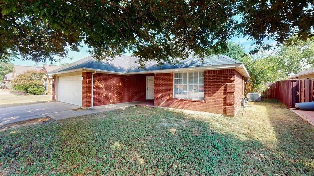 1402 Calais Court