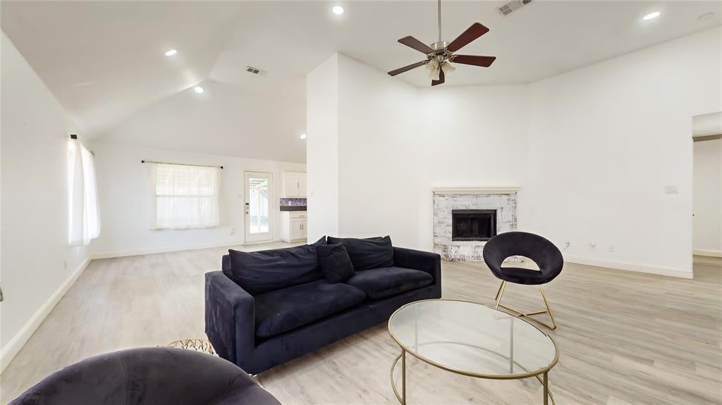 1402 Calais Court