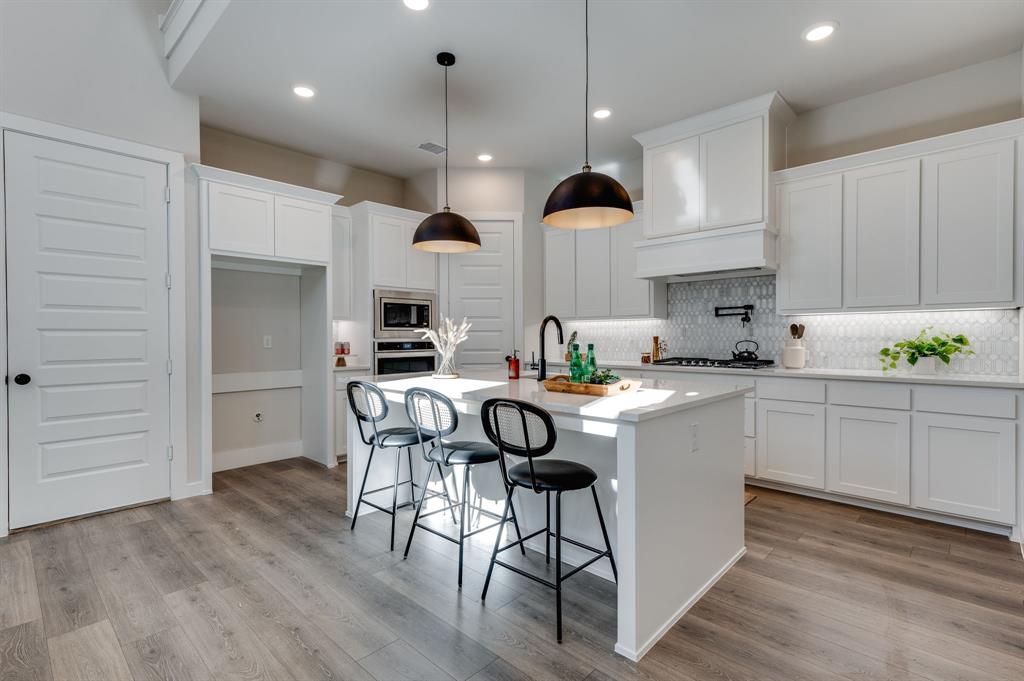 GROVE FRISCO - Residential Lease