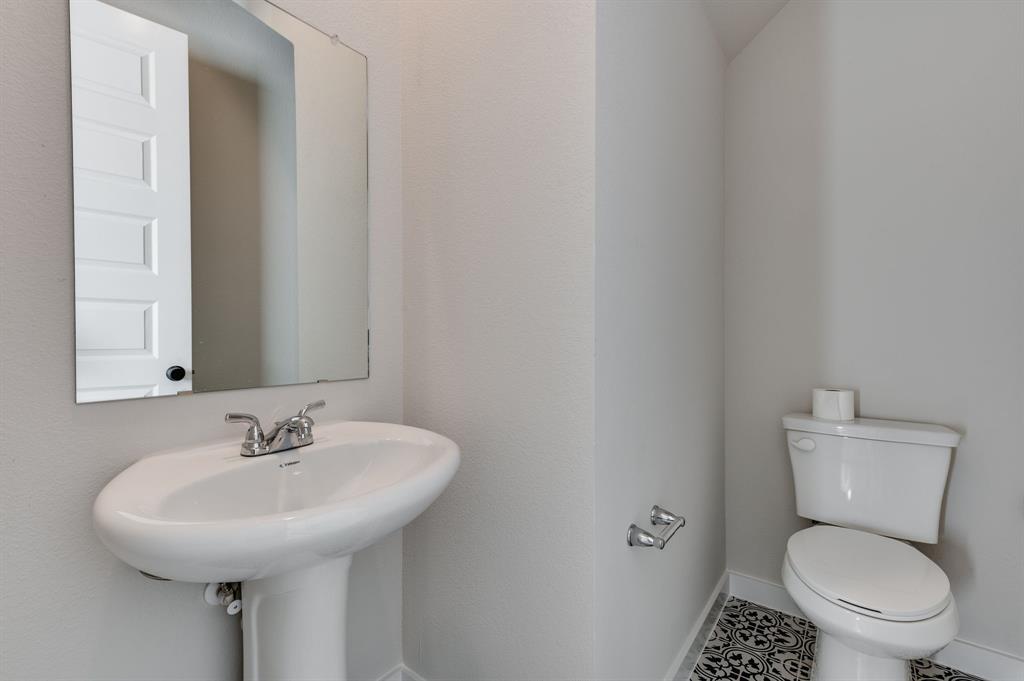 GROVE FRISCO - Residential Lease