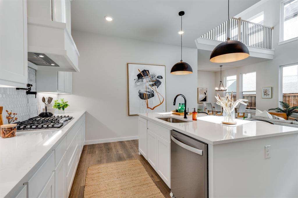 GROVE FRISCO - Residential Lease