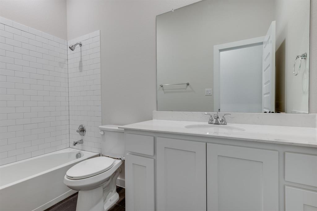 GROVE FRISCO - Residential Lease