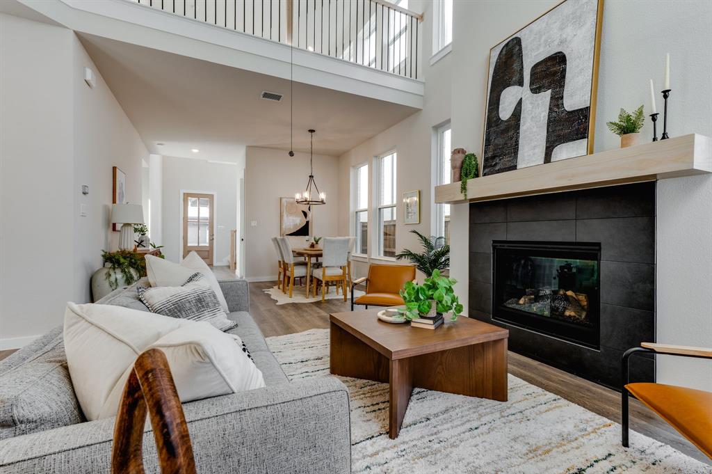 GROVE FRISCO - Residential Lease