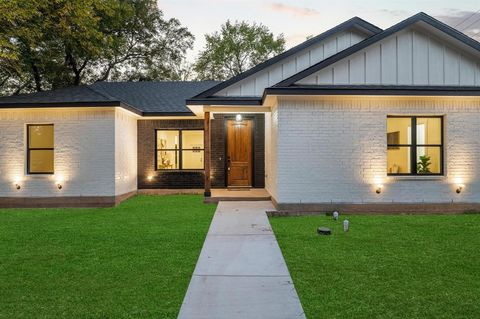 A home in Whitesboro