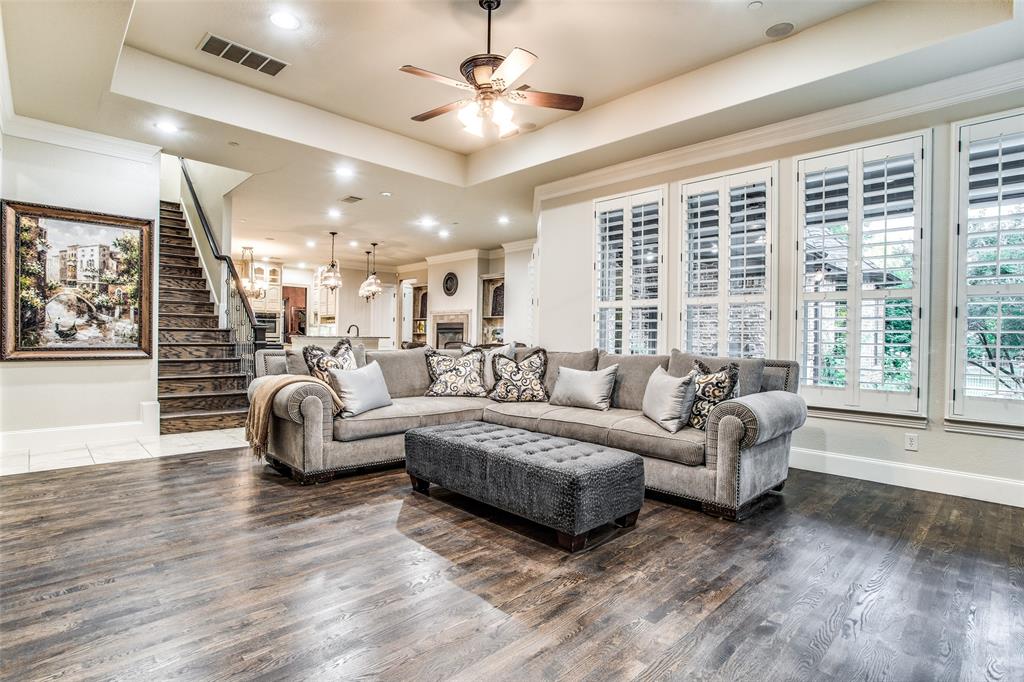 OAKWOOD ESTATES - Residential