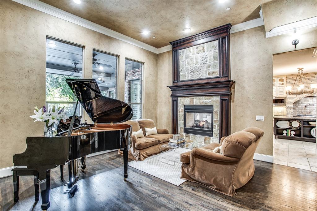 OAKWOOD ESTATES - Residential