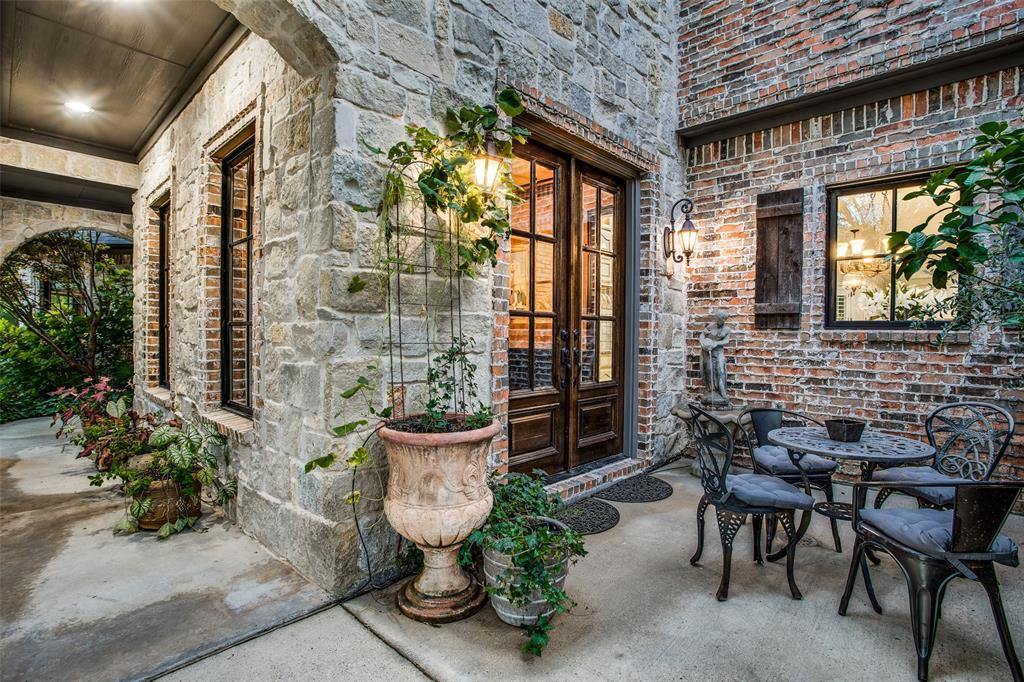 OAKWOOD ESTATES - Residential