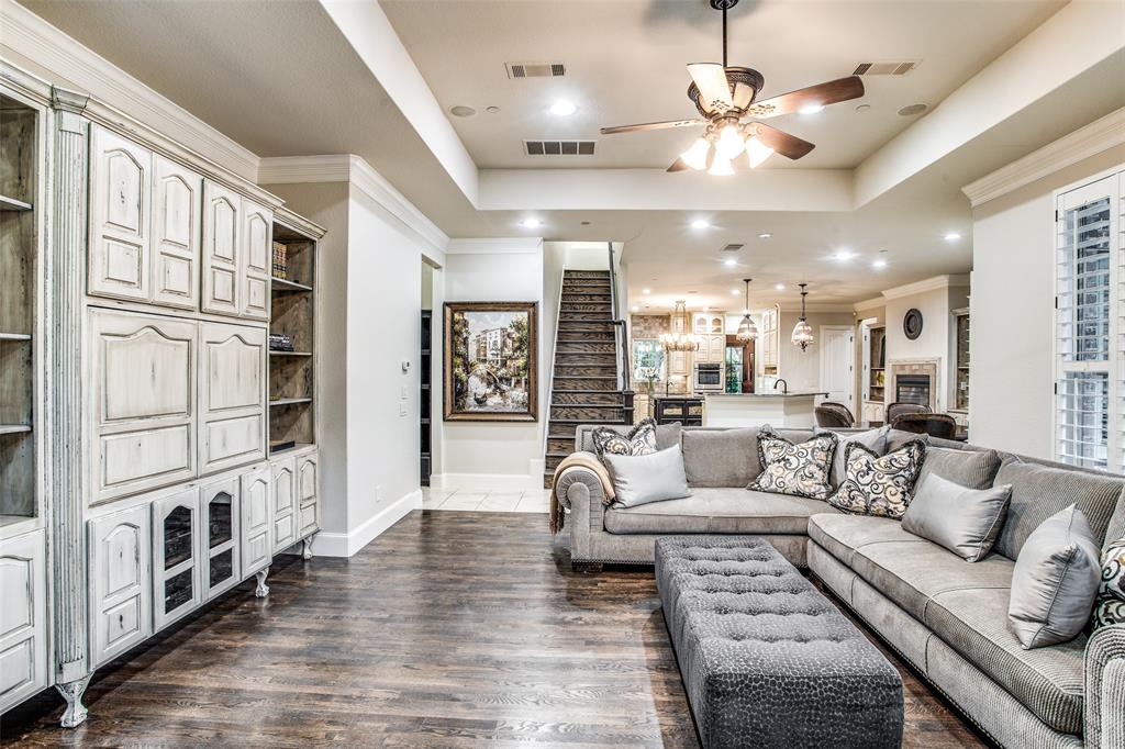 OAKWOOD ESTATES - Residential