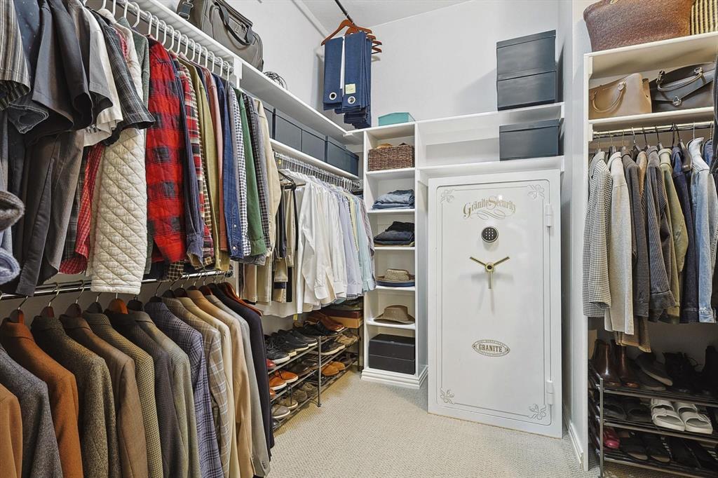 Windsor Heights At Bridlewood - Residential