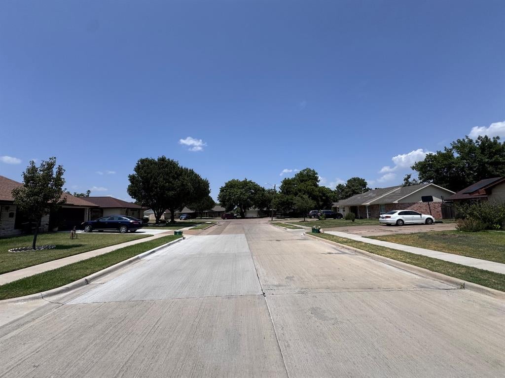 1610 Kingston Drive