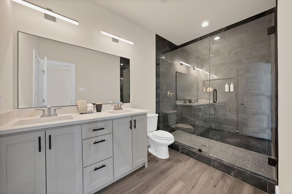 Whispering Oaks - Residential