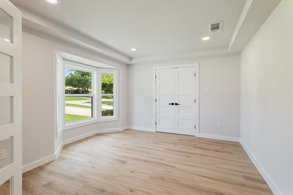29 Crestwood Drive