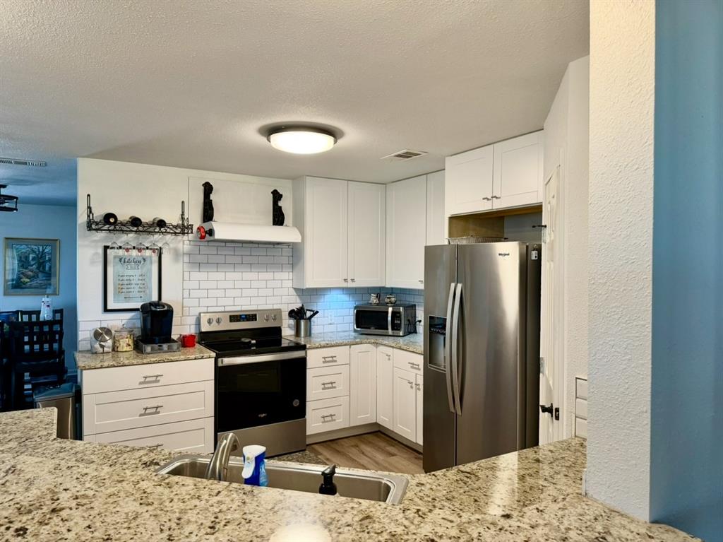 ACRES: 20.000 ABST: J D JAMESON - ABST 294 - Farm