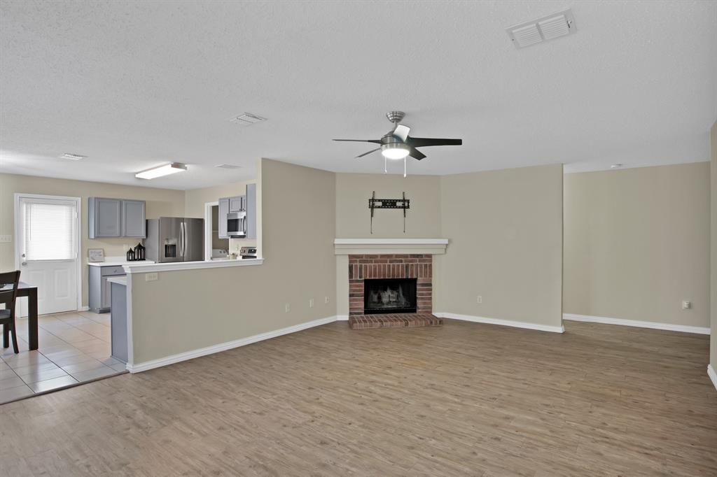 3921 Fox Run Drive