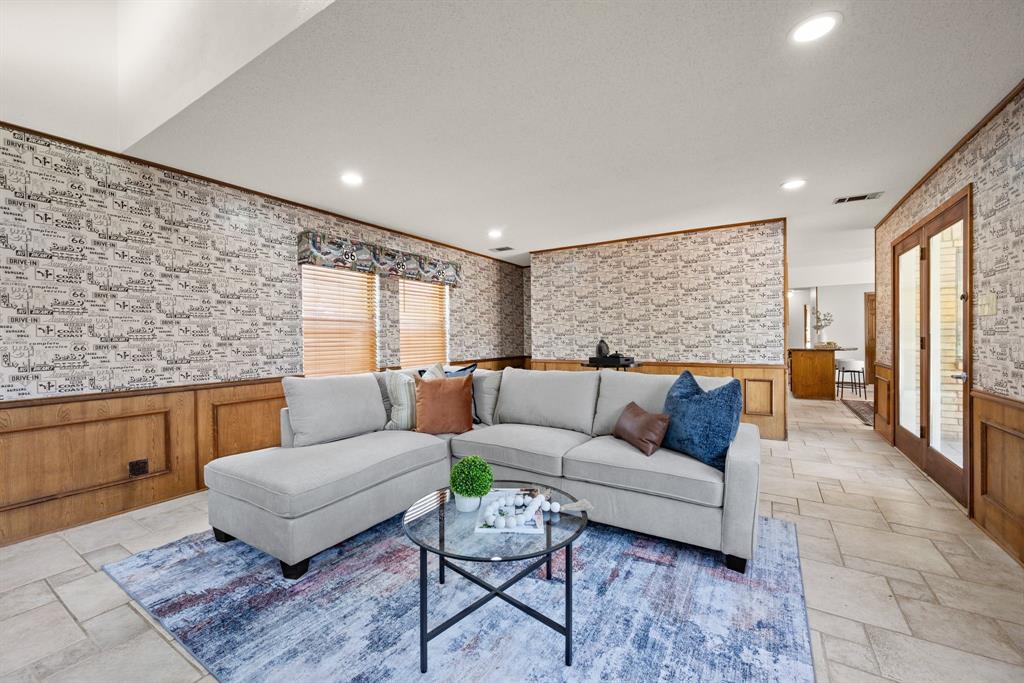 Travis Estates - Residential