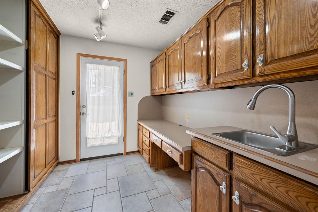 Travis Estates - Residential