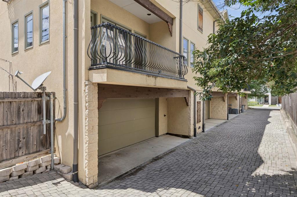 3321 Rosedale Condos - Residential Lease