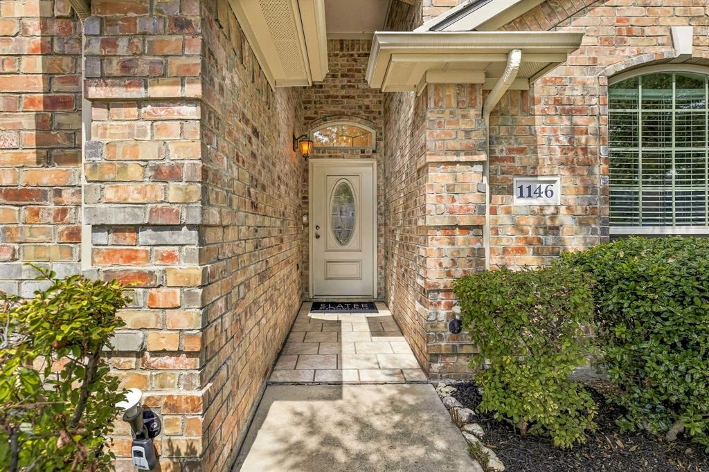 1146 Calvert Drive