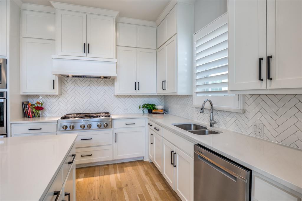 Castle Hills - Ph - Residential