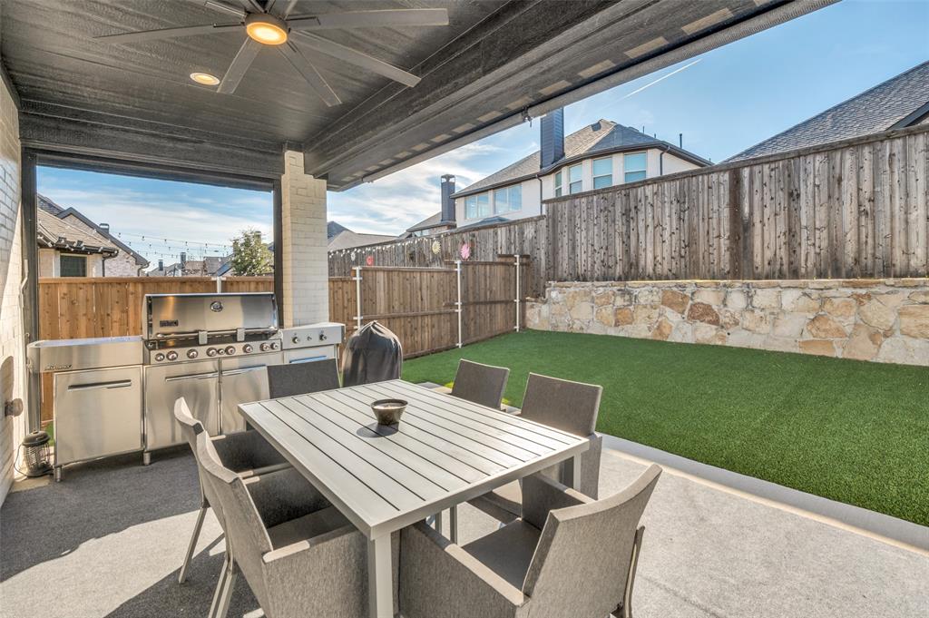 Castle Hills - Ph - Residential