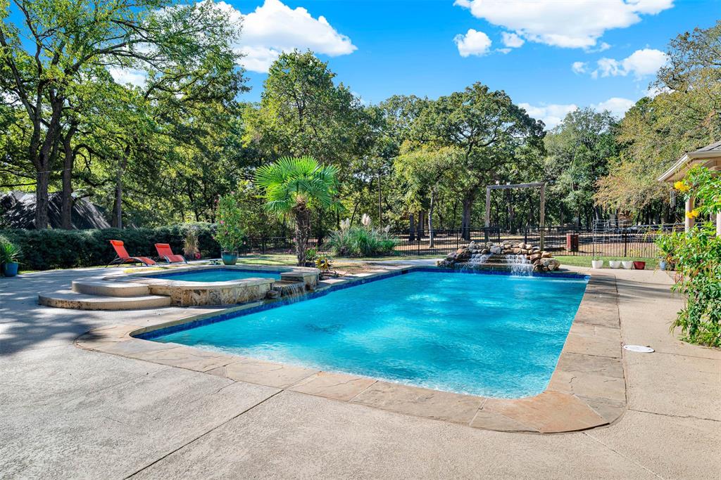 Rustic Oaks - Residential