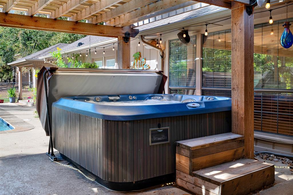 Rustic Oaks - Residential