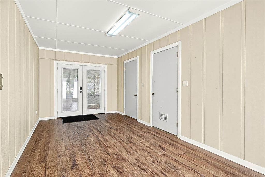 Rustic Oaks - Residential