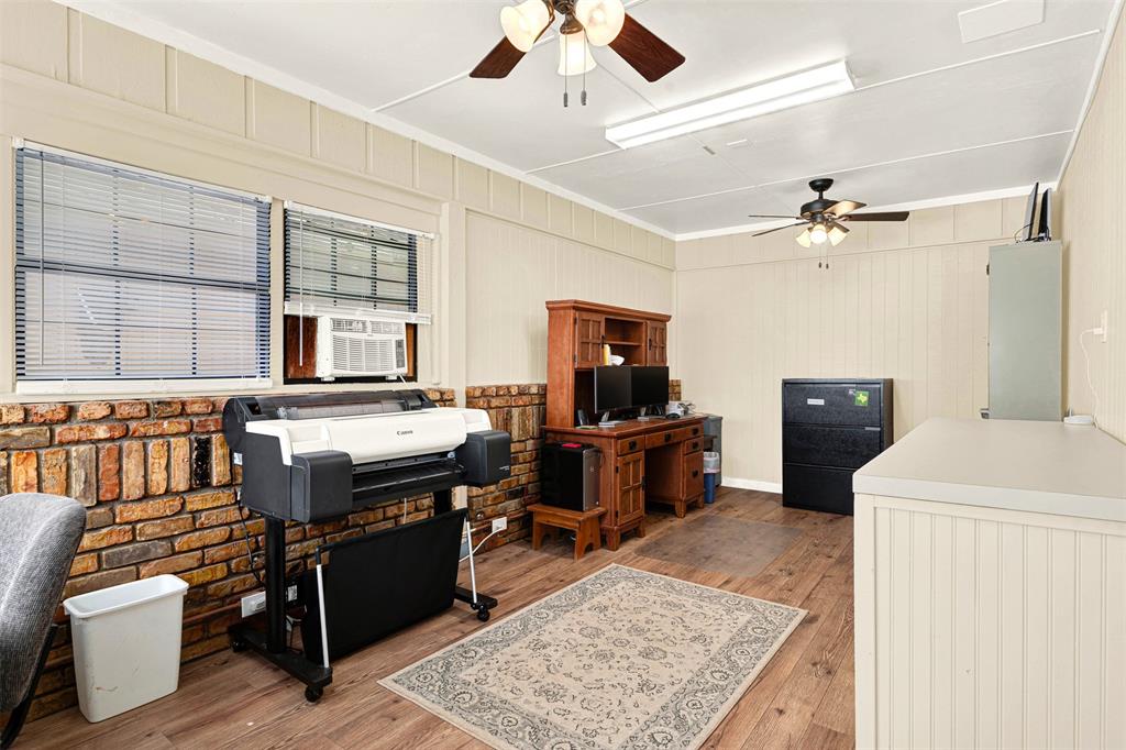 Rustic Oaks - Residential