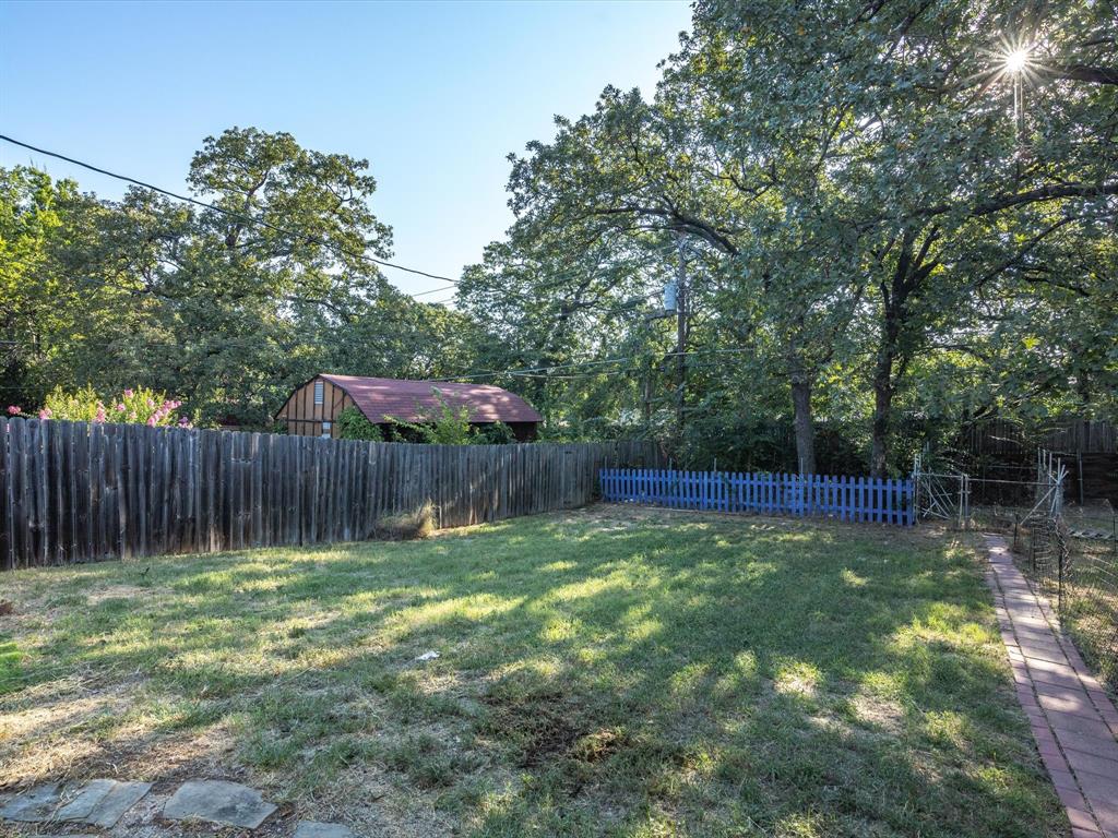 Bedford, Texas 76022, United States, 3 Bedrooms Bedrooms, ,2 BathroomsBathrooms,Residential,Active,20412