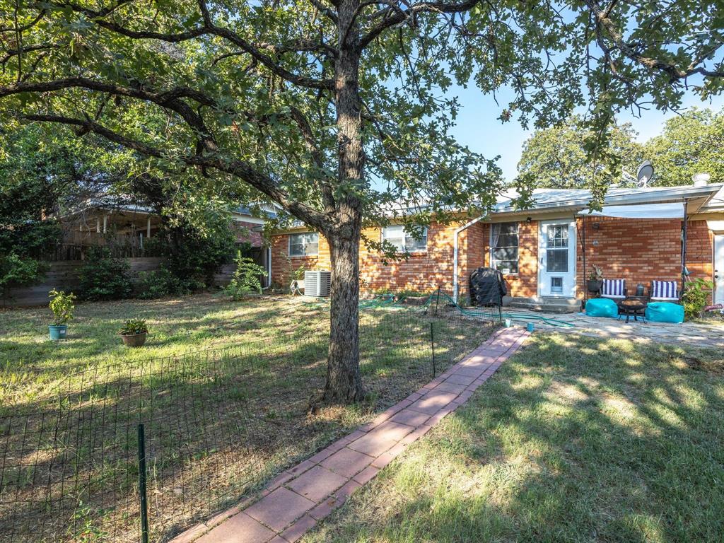 Bedford, Texas 76022, United States, 3 Bedrooms Bedrooms, ,2 BathroomsBathrooms,Residential,Active,20412