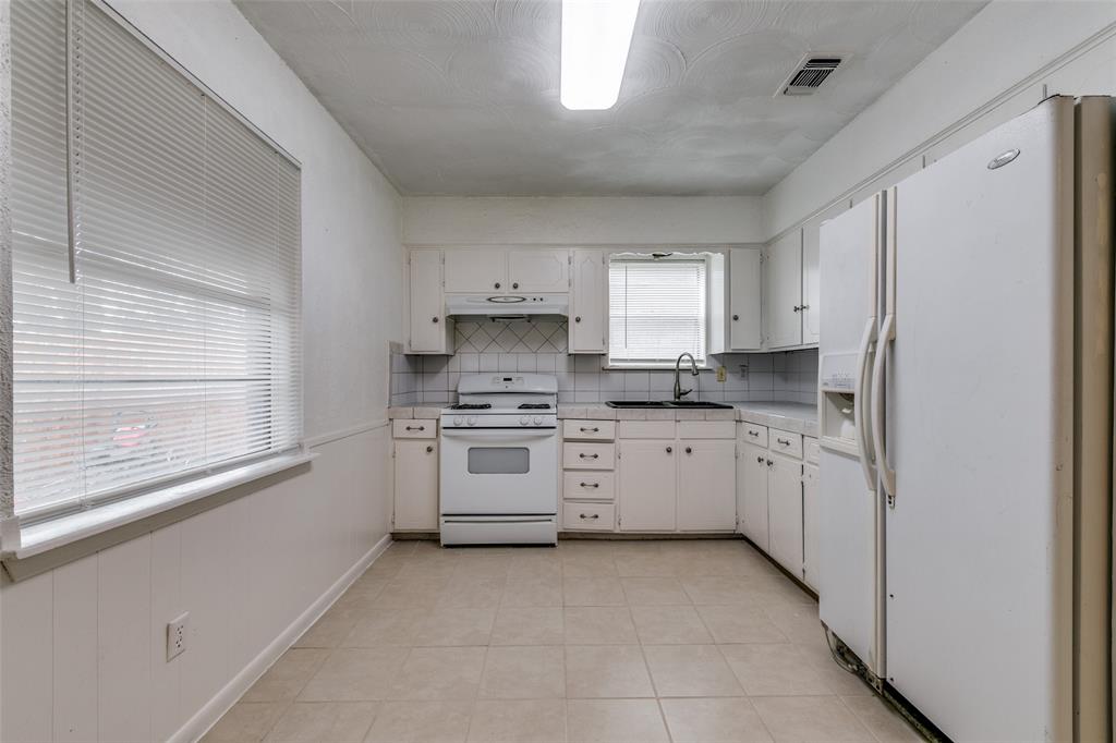 Walnut Terrace 03 - Residential