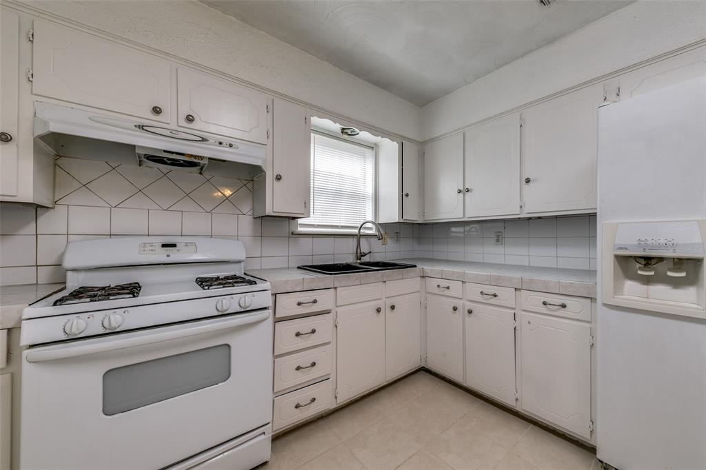 Walnut Terrace 03 - Residential