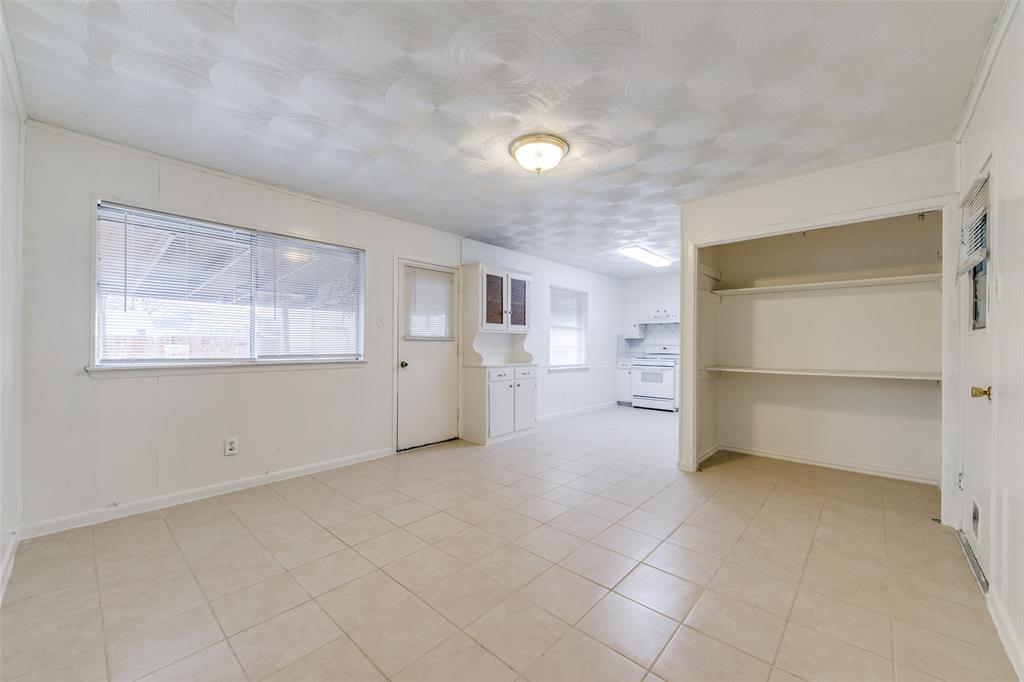 Walnut Terrace 03 - Residential