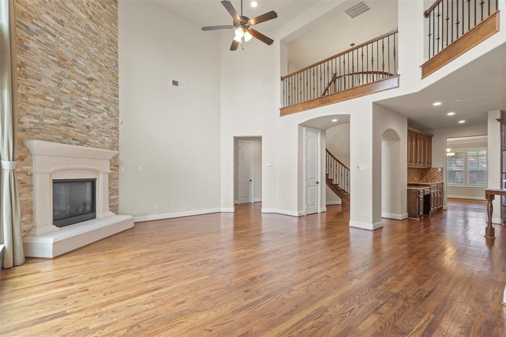 2490 Stonybrook Drive