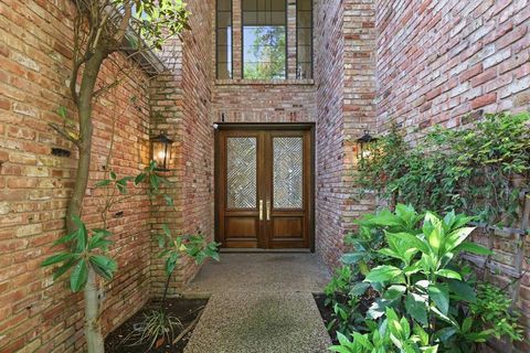 5020 Briar Tree Drive Dallas TX 75248