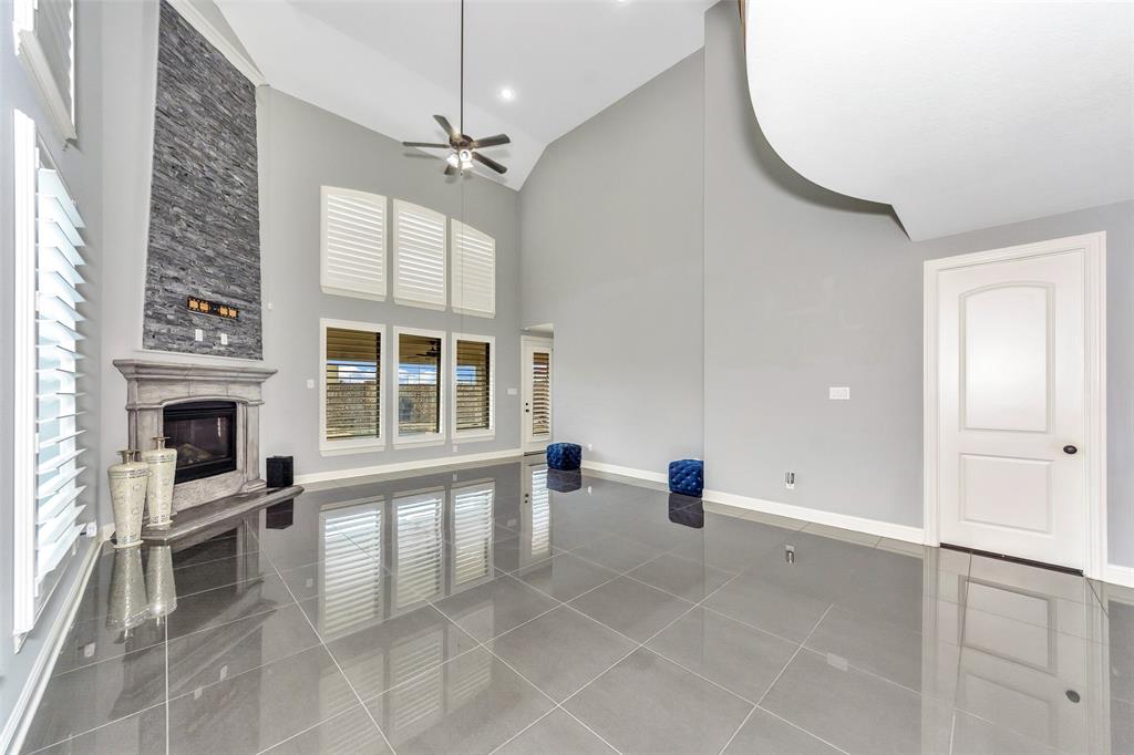 The Ridge At Indian Creek - Residential Lease