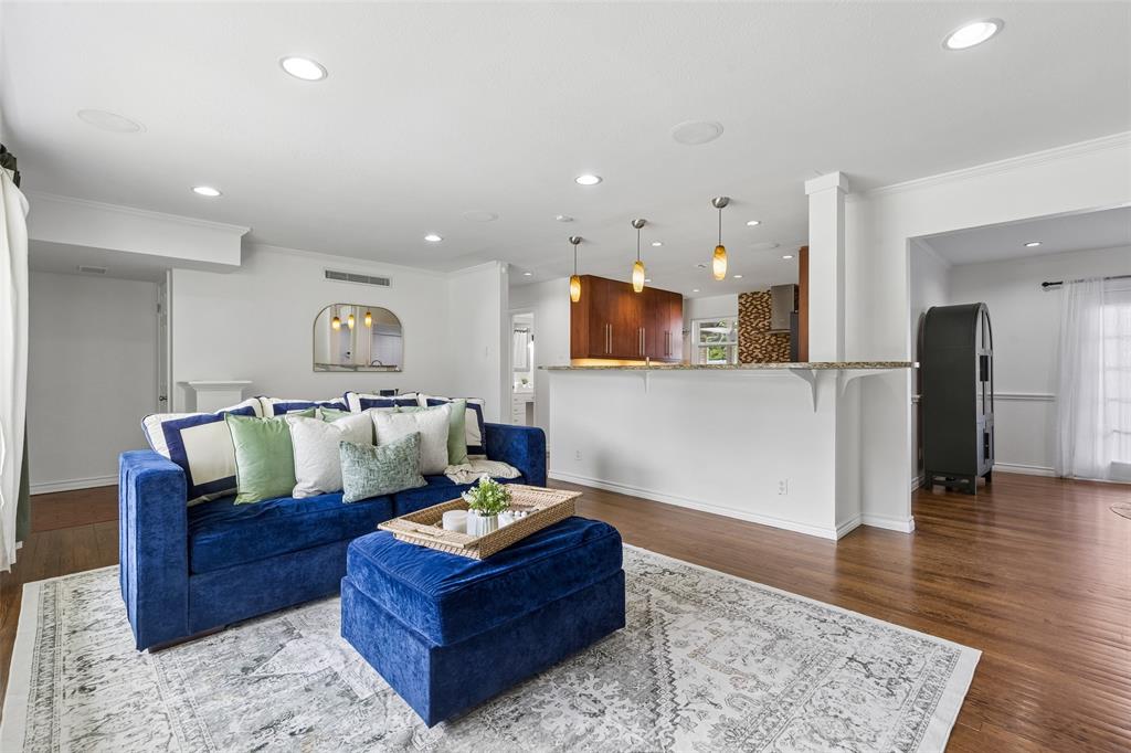 429 Parkhurst Drive