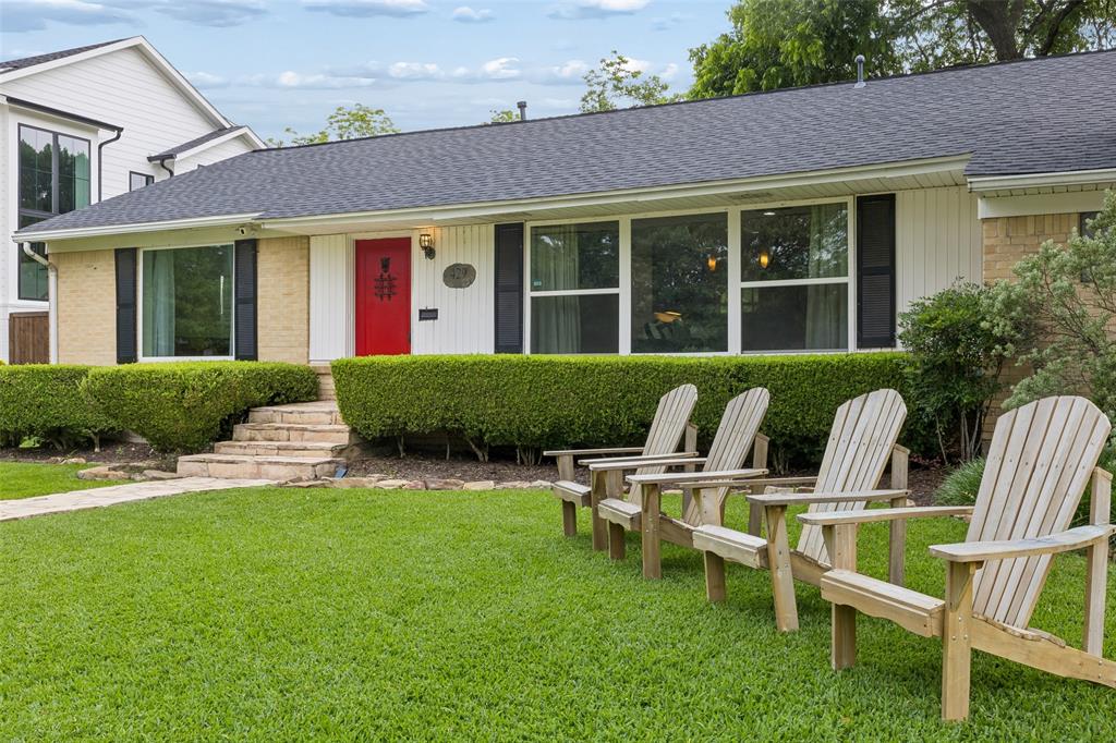 429 Parkhurst Drive